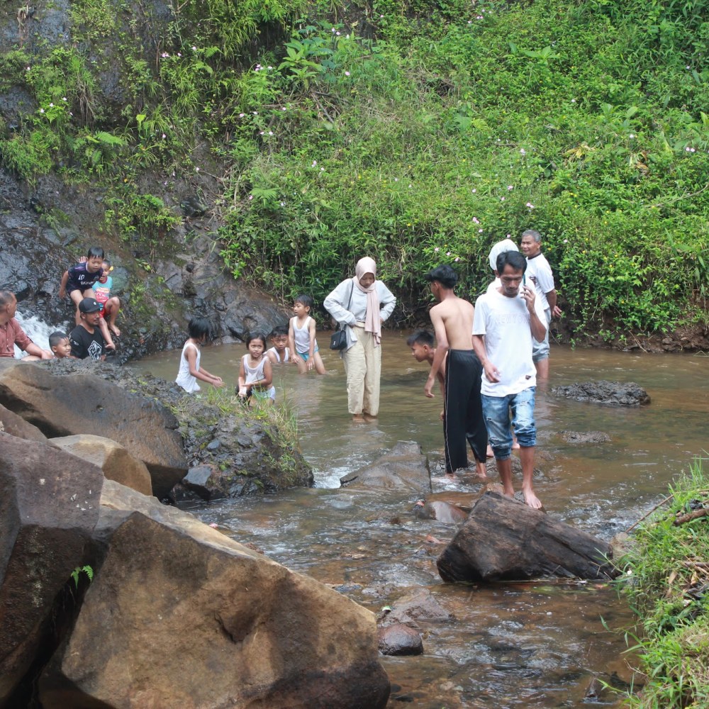 Curug Pasir Kutu