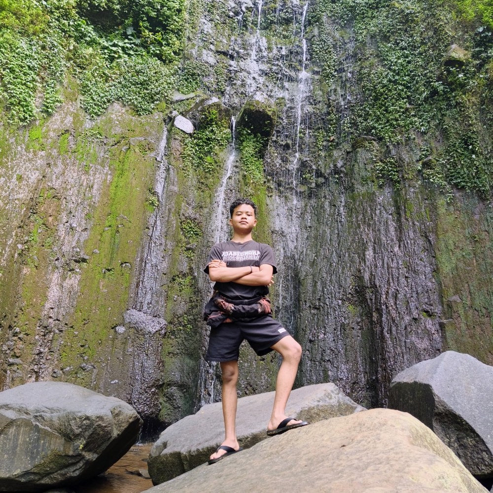 CURUG SATONG