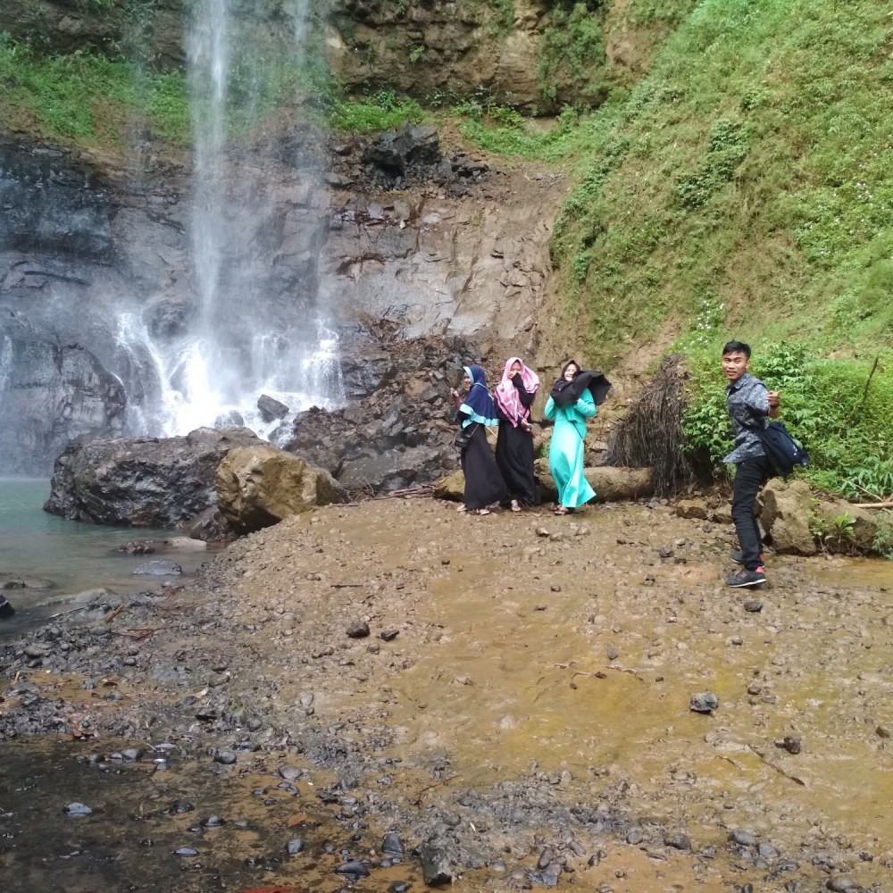 Curug Cempaka