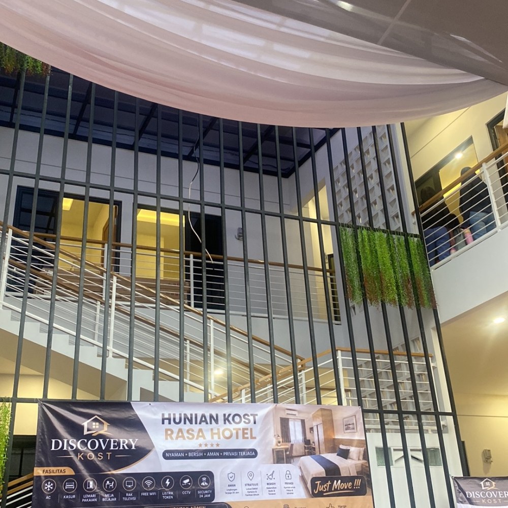 DISCOVERY KOST By Trabas
