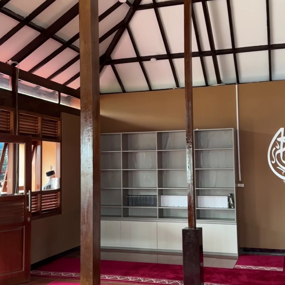 Masjid Kayu Al-Madinah