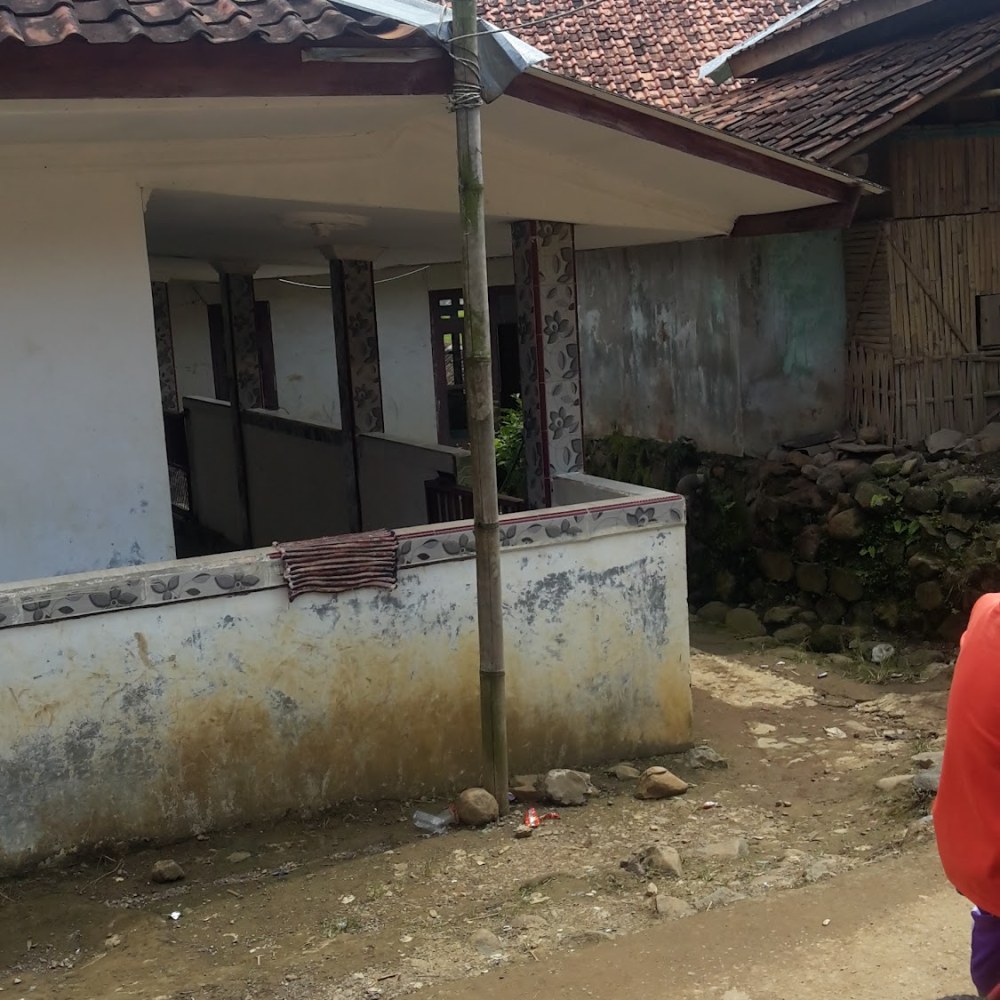 Masjid Cikaratok Kulon