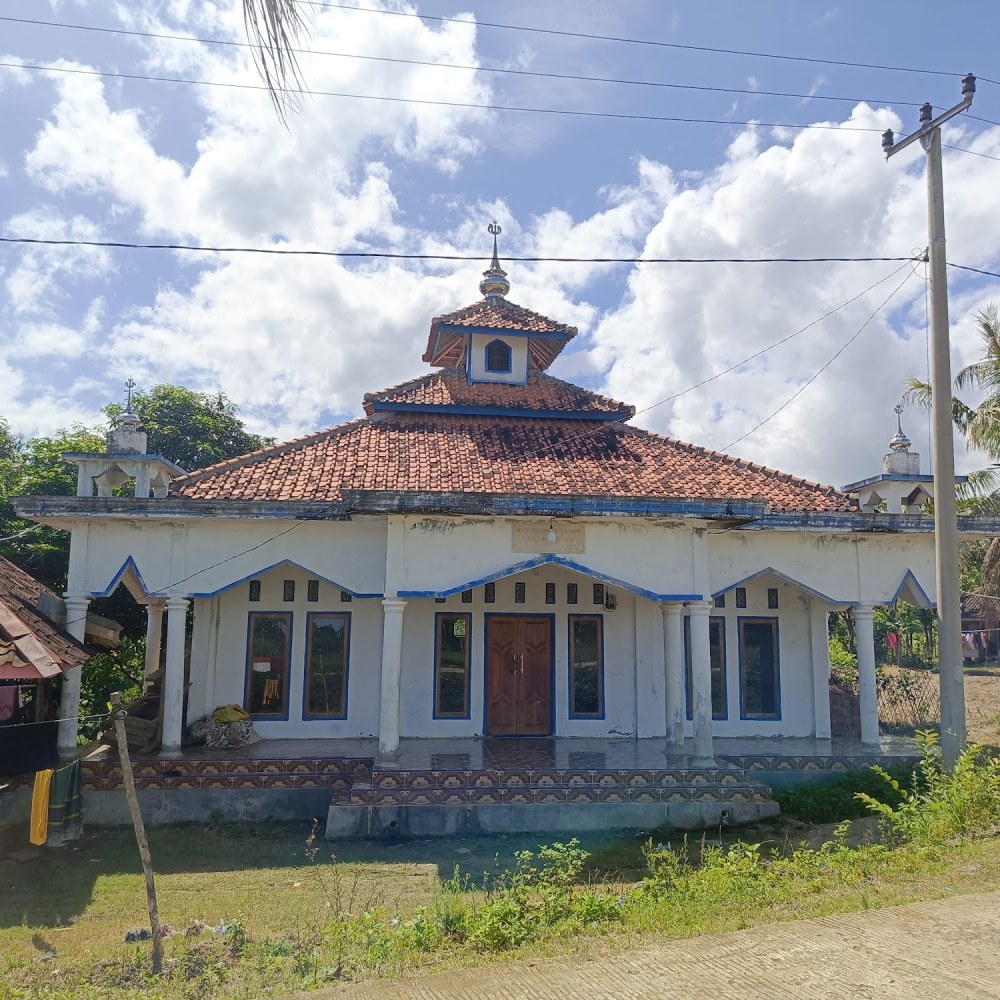 Mesjid Ummy Sarah Liroudhotul Ulum