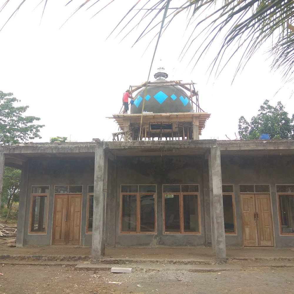 Masjid Jami Al Hidayah .kp Puncak Wangi Ds Karang Wangi Cidaun