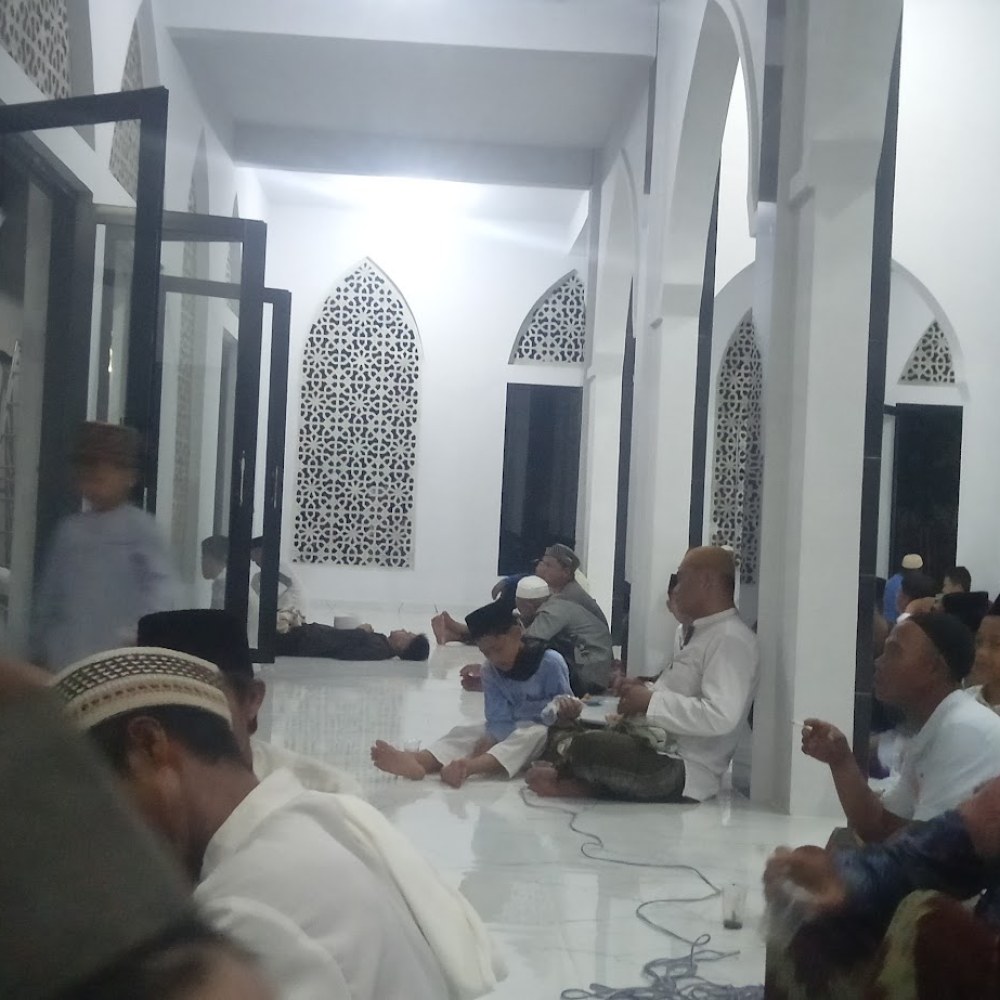 Masjid Miftahul Manan Cikole