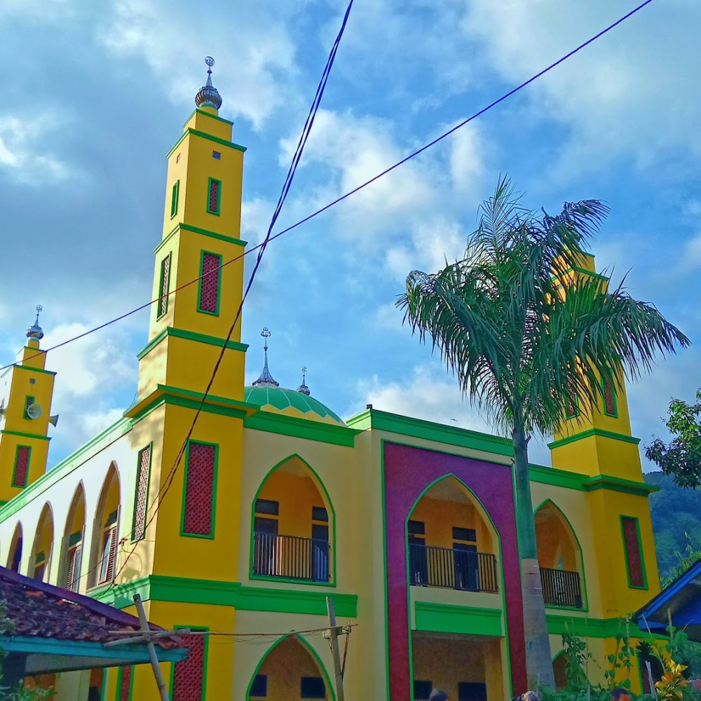 Mesjid AL-Mansyuriah Cimaja