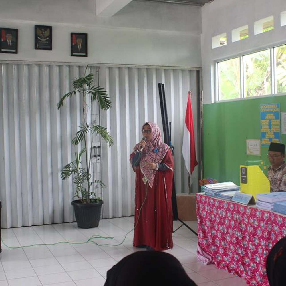 SMK IT IZZUL ISLAM CIANJUR