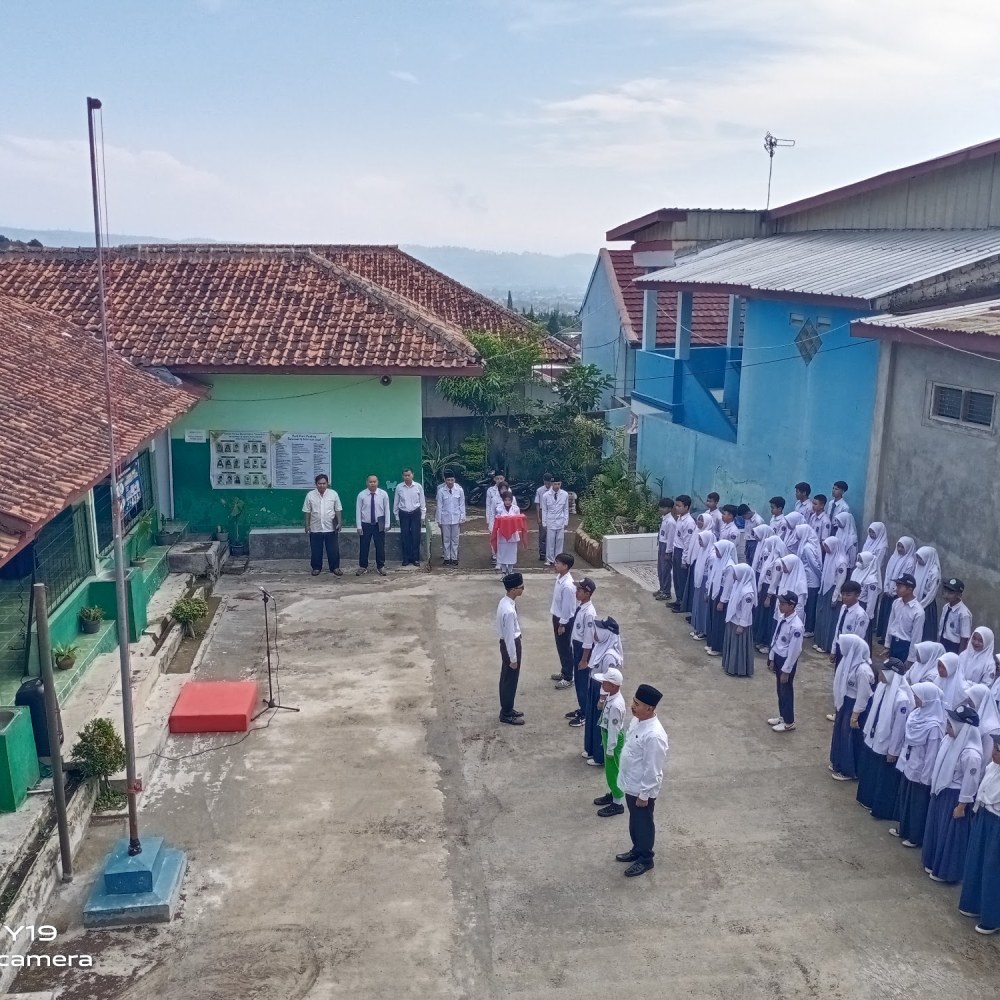 SMK FUTUUHIYAH