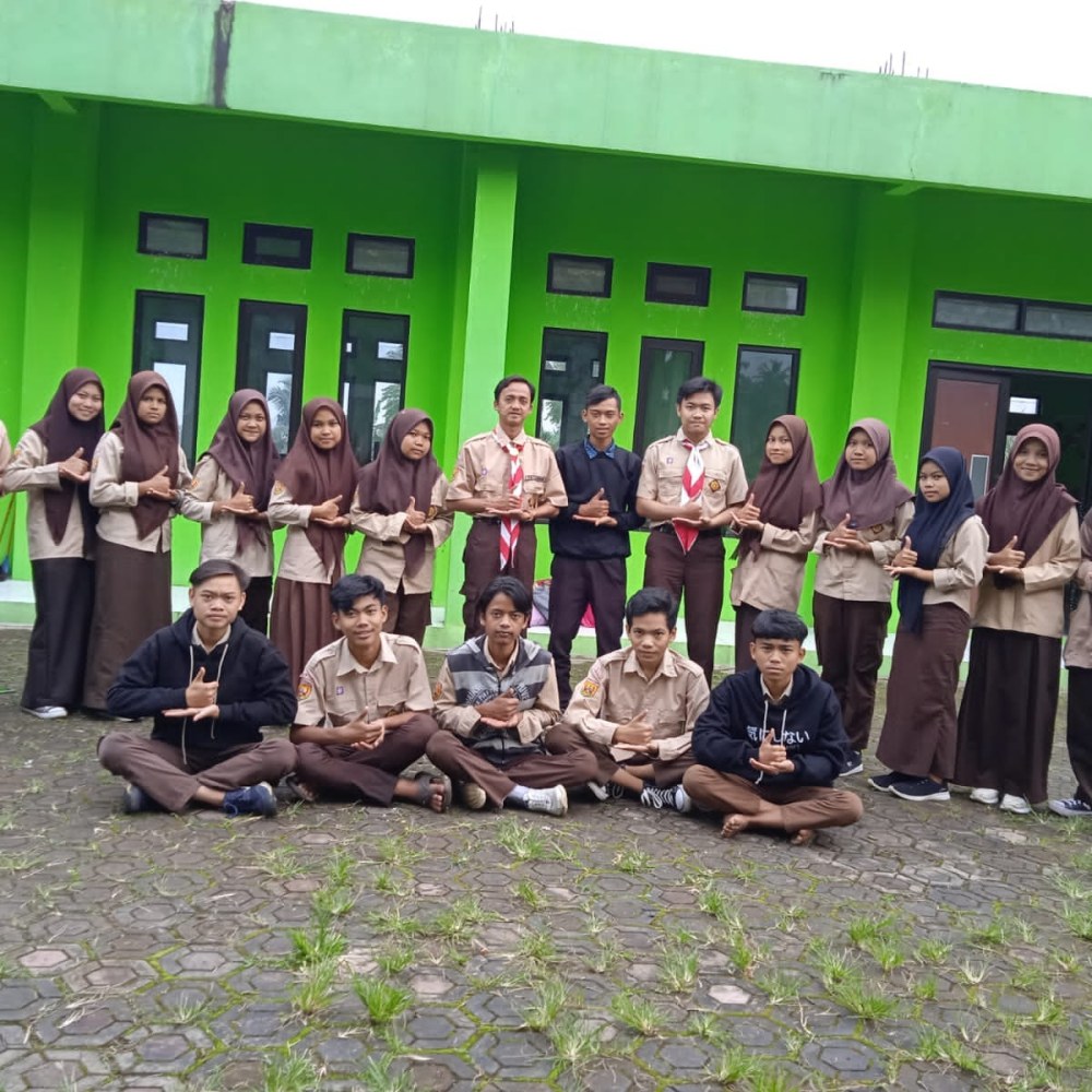 SMK MAN AROFA