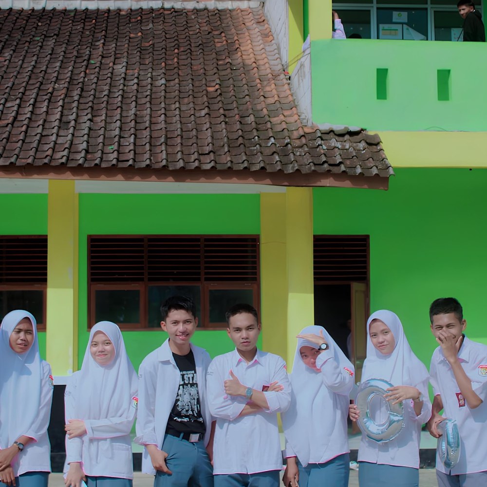 SMK IT TARUNA ANSOR