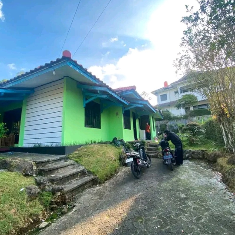Penginapan Puncak Pass