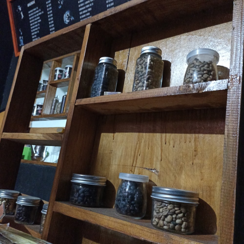KEDAI KOPI POTLOT 02 Banyu Biru