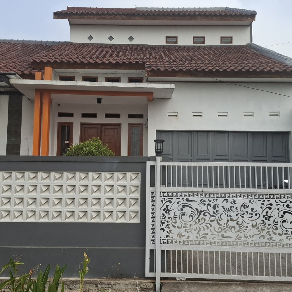 Homestay White House