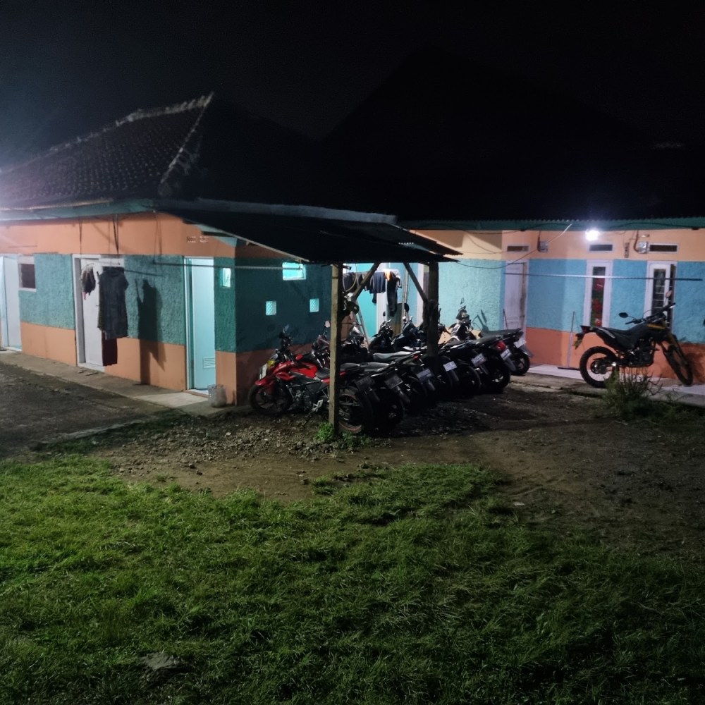 Homestay - Kontrakan, Kostan, Lapak Jualan dan Parkir Mobil - Bang Iyan - Sabeer Cell