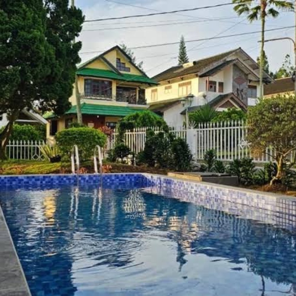 Villa Nesa Puncak Cipanas - Villa With Private Pool