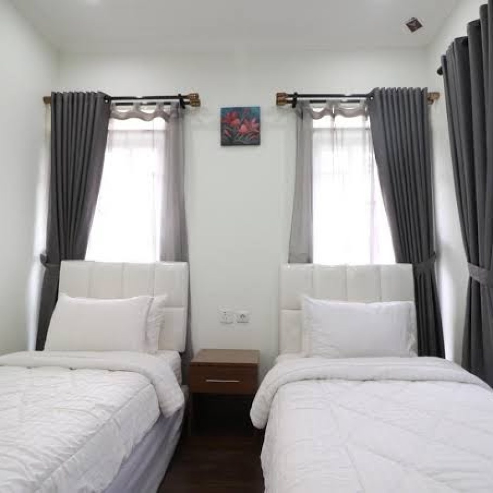 Diyar Villas Puncak M3/8 - Three-Bedroom Villa