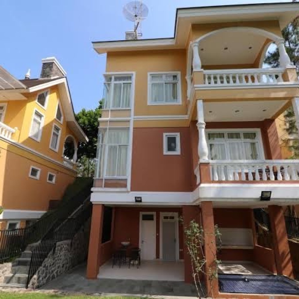 Diyar Villas Puncak NB3/3 - Villa