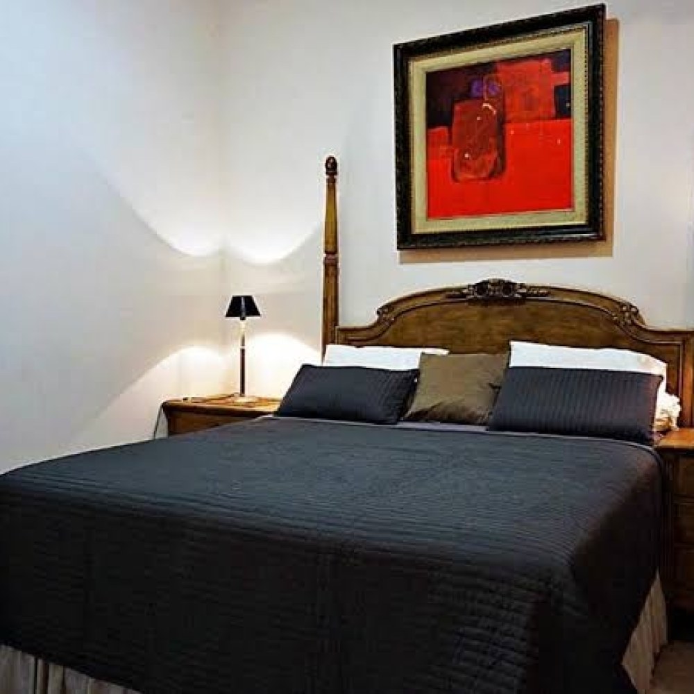 Holidayhome Alam Cipanas Puncak - Five-Bedroom House