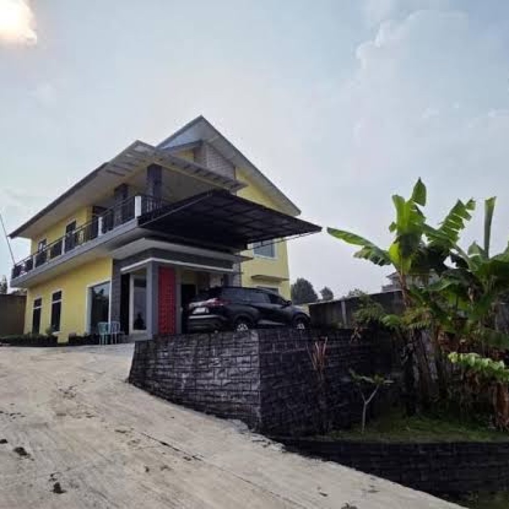 Mroom Villa Cipanas - One-Bedroom Villa