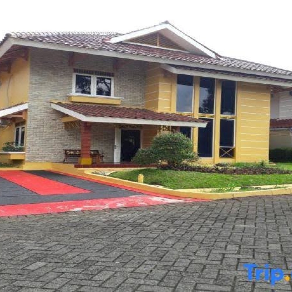 Villa Kota Bunga Azalea