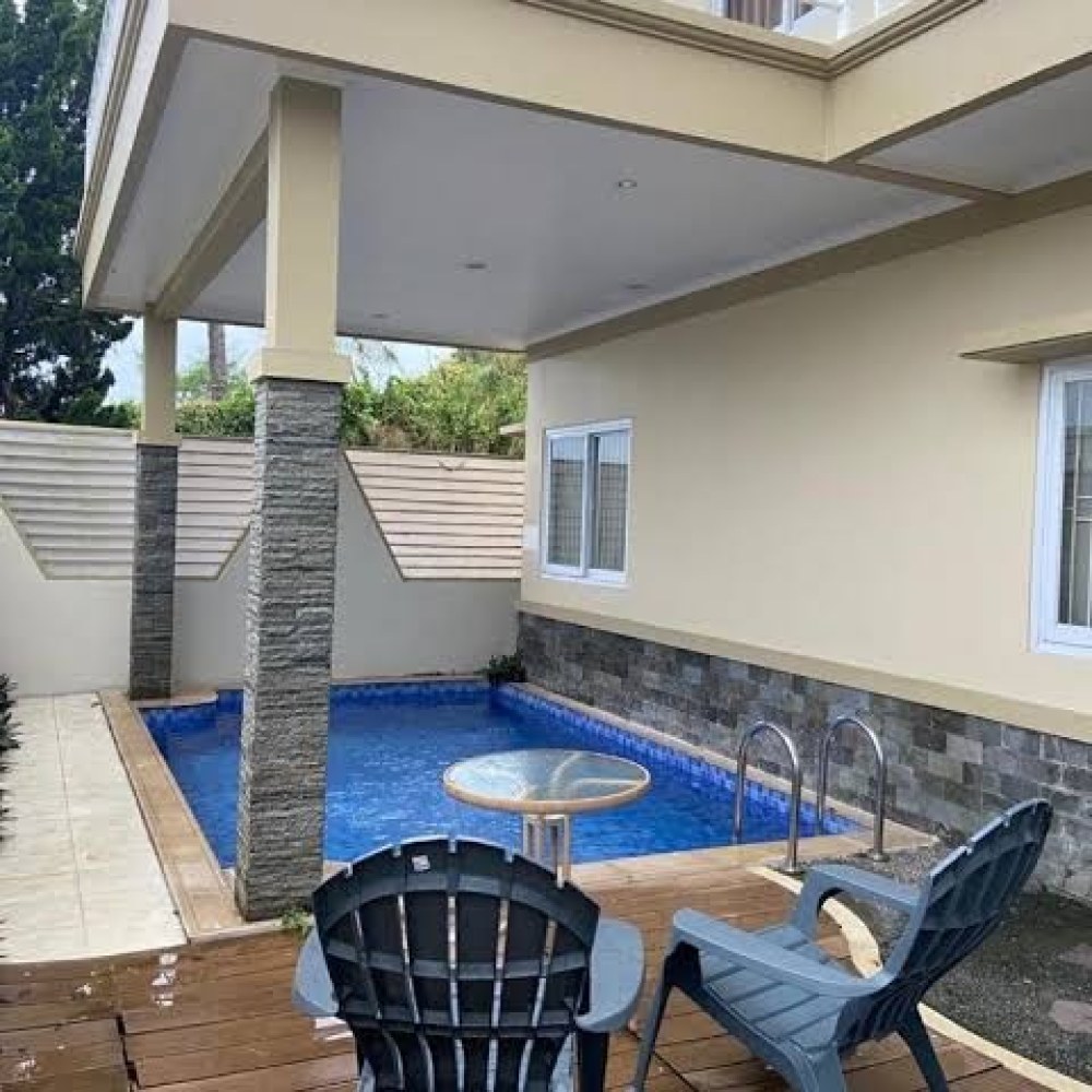 Diyar Villas Puncak H8/7 - Three-Bedroom Villa