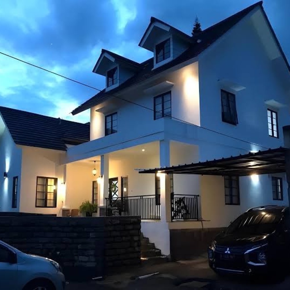 Stylish Villa At Green Apple U 35A Cipanas Puncak - Villa