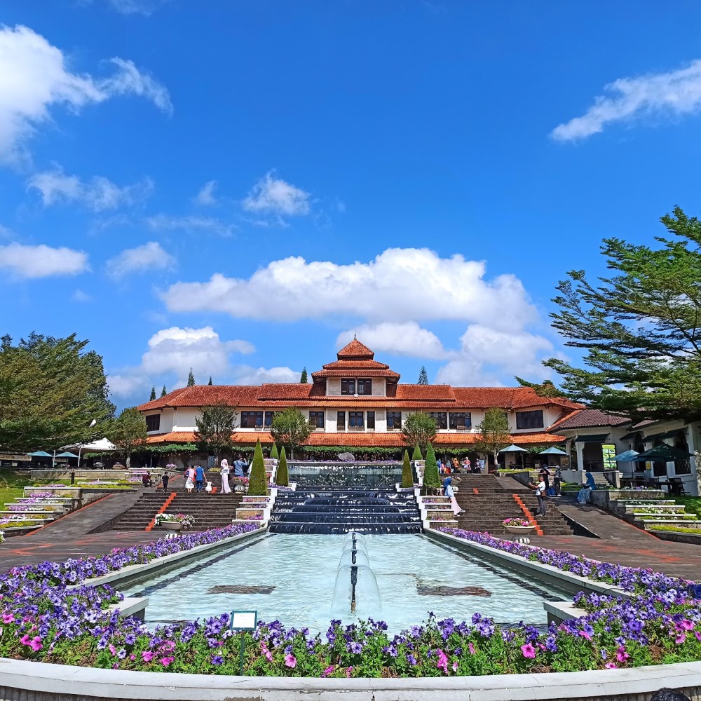 Taman Bunga Nusantara