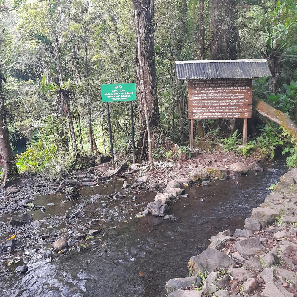 Telaga Biru