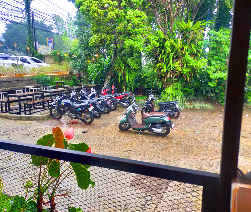 parkiran laluasa coffee