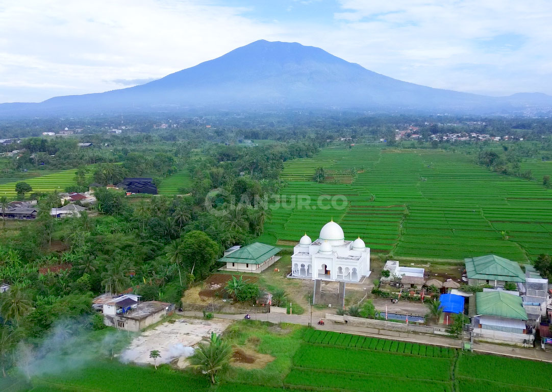 desa Benjot kecamatan Cugenang - Kabupaten Cianjur