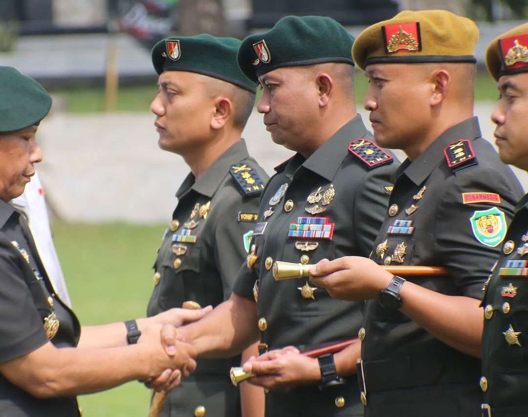 Pangdam II Siliwangi pinpin Upacara Sertijab di lapangan Yonif 300/Brajawijaya