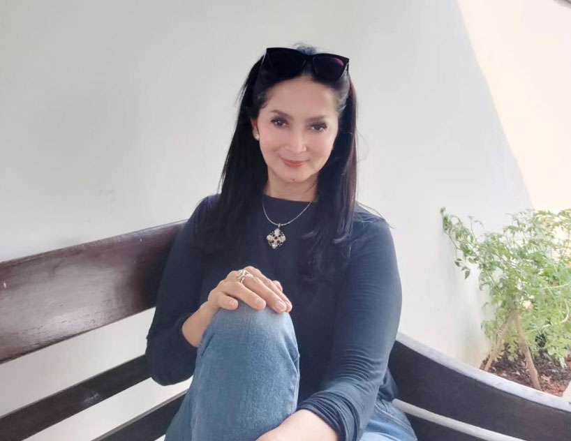 Anna Maria Sofyana: Profil Lengkap Istri Roy Marten Kelahiran Cianjur