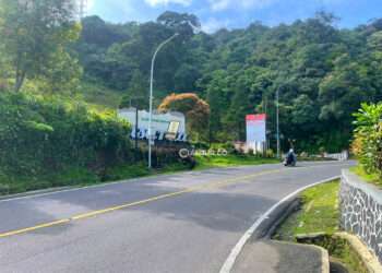 Tugu Perbatasan Cianjur Bogor