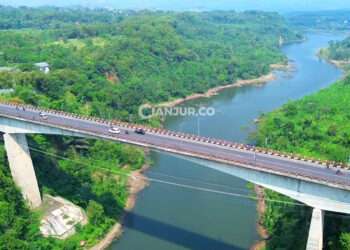 sejarah jembatan rajamandala