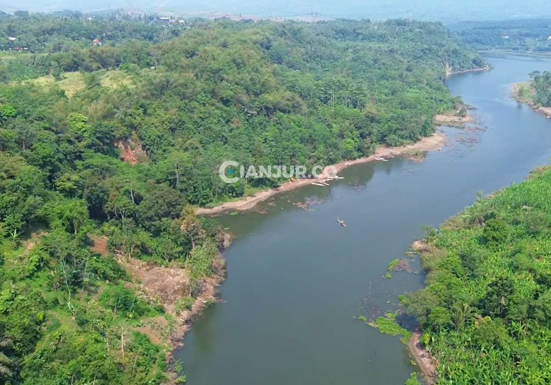 sungai citarum rajamandala yang membelah bandung barat dan cianjur