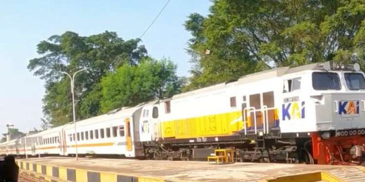 Kereta Api Cianjur Bandung Segera Beroperasi Kembali
