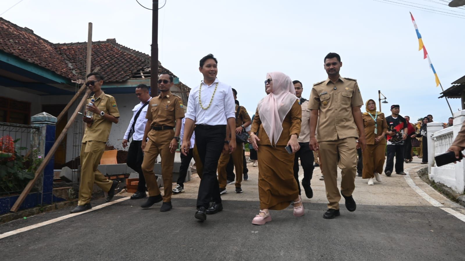 Jalan Beton Desa Ciharashas Diresmikan, Dorong Akses dan Ekonomi Warga