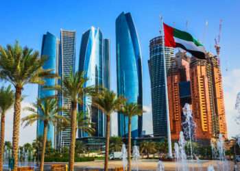 AWS saat launching layanan perdana tahun 2022 di United Arab Emirates . Foto: aws.amazon.com