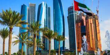 AWS saat launching layanan perdana tahun 2022 di United Arab Emirates . Foto: aws.amazon.com