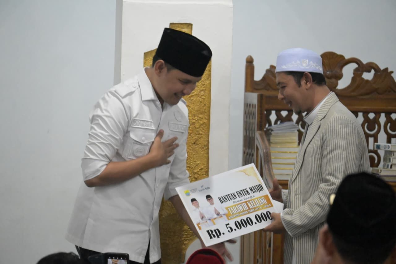 Tarling di Cikalongkulon, Bupati Cianjur Ajak Warga Perkuat Ibadah dan Kepedulian Sosial