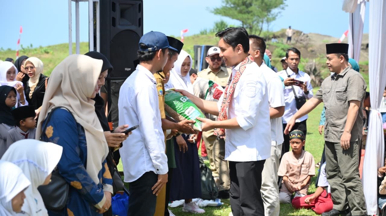 Rembug Warga di Sukapura Cidaun, Warga Terima Layanan dan Bantuan