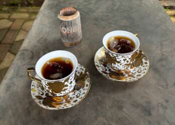 Secangkir kopi Sarongge