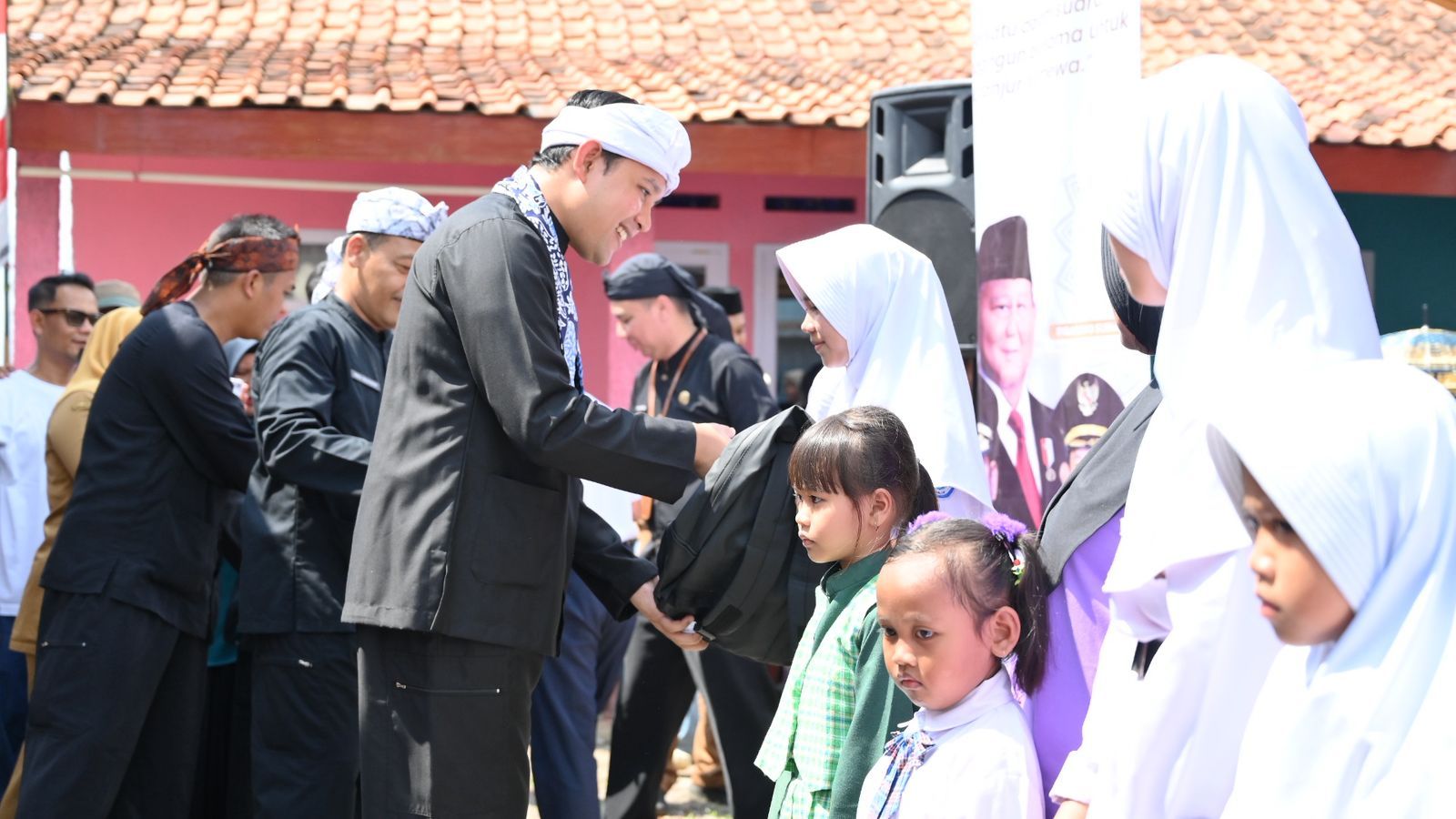 Rembug Warga Cisarandi Hadirkan Layanan Kesehatan hingga Pangan Murah