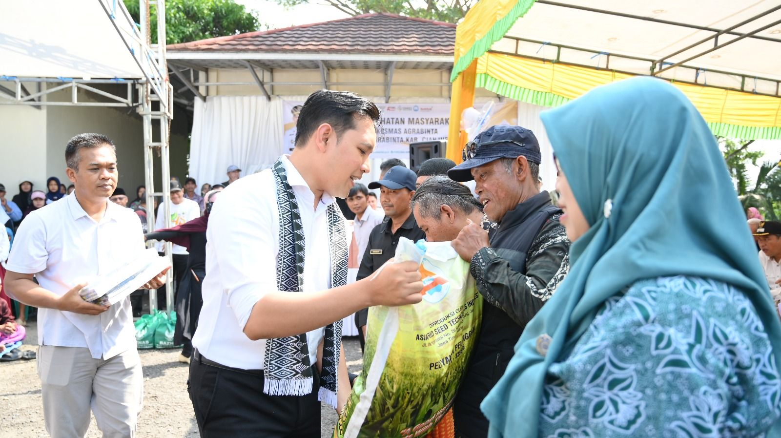 Rembug Warga di Wangunjaya Hadirkan Layanan dan Bantuan bagi Masyarakat