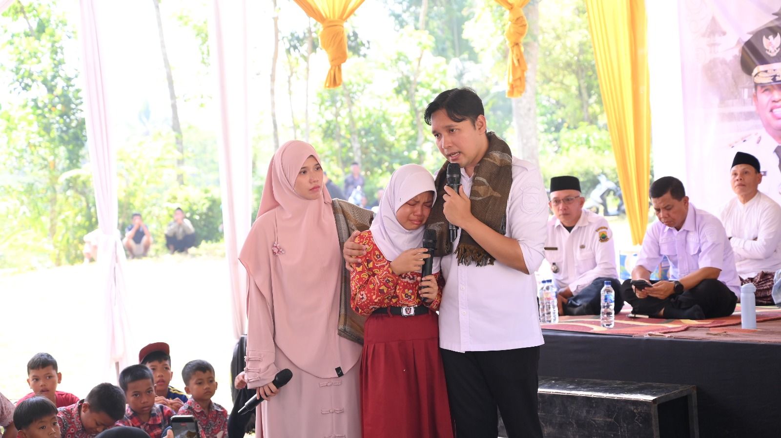 Rembug Warga Sukajaya Hadirkan Layanan Pemerintah hingga Desa