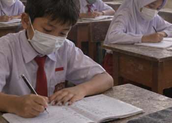 Abu Vulkanik Ganggu Sekolah, Cianjur Buka Opsi Pembelajaran Jarak Jauh
