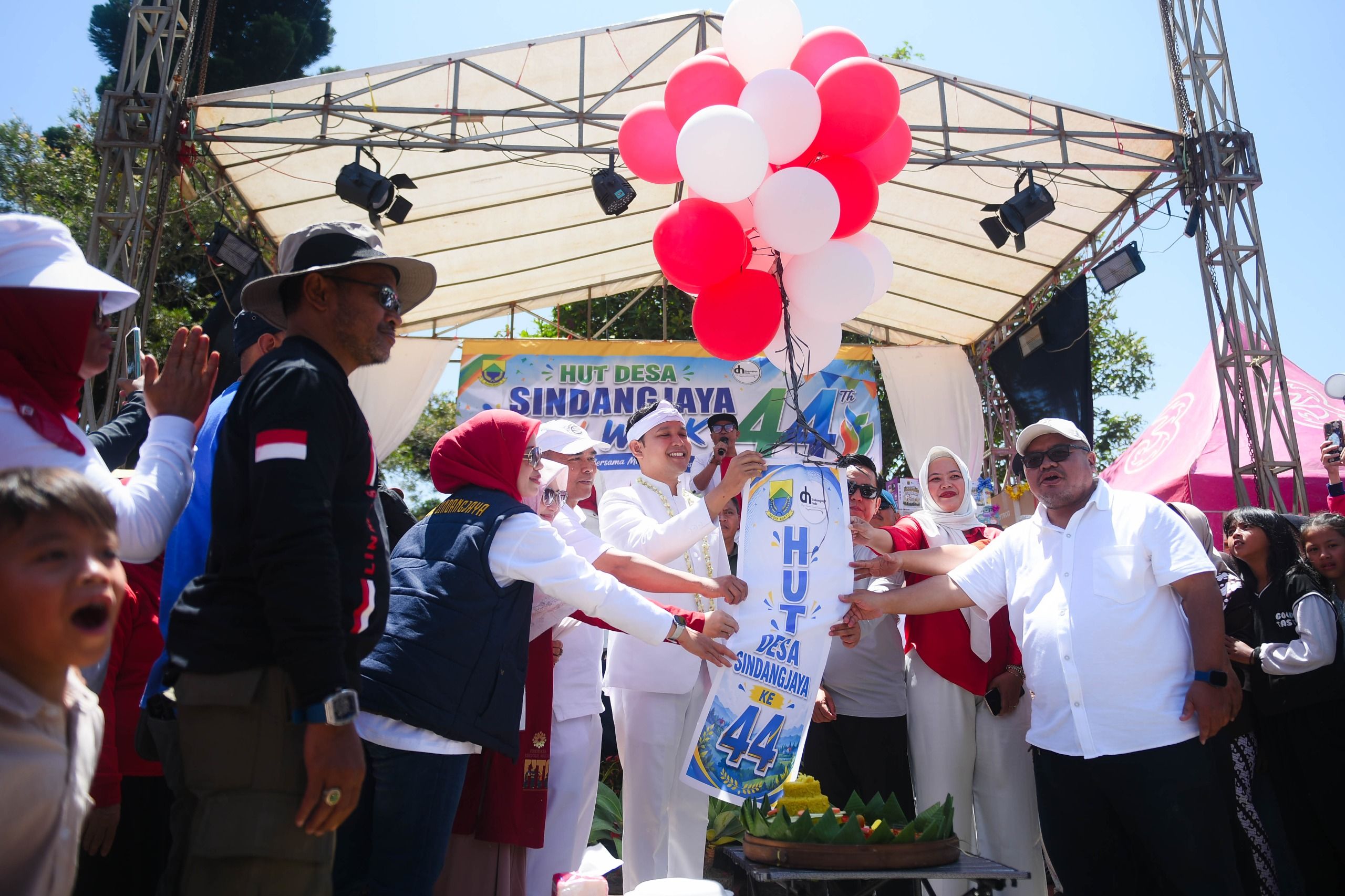 HUT ke-44 Desa Sindangjaya, Bupati Tekankan Pembangunan Berkelanjutan