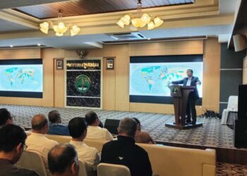Wamenlu Dorong Pasundan Cetak Pemikir Politik Hadapi Ancaman Global