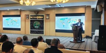 Wamenlu Dorong Pasundan Cetak Pemikir Politik Hadapi Ancaman Global
