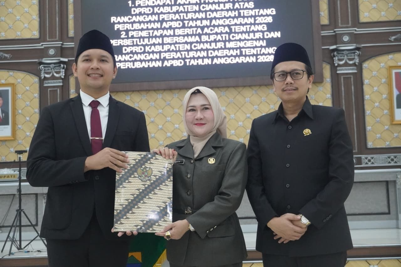 Rapat Paripurna DPRD Cianjur Bahas Persetujuan Perubahan APBD 2026